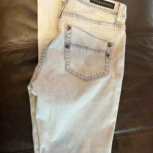 Rock & Republic Women's Light Wash Skinny Jeans